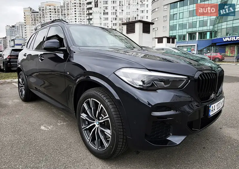 Позашляховик / Кросовер BMW X5 2023 в 