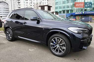 Внедорожник / Кроссовер BMW X5 2023 в Киеве
