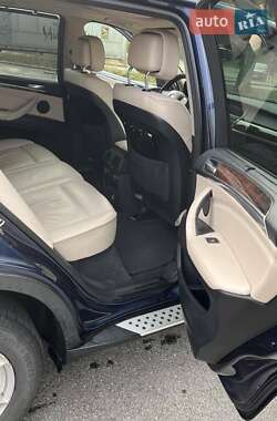 Внедорожник / Кроссовер BMW X5 2010 в 