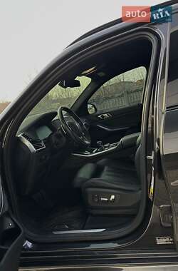 Внедорожник / Кроссовер BMW X5 2022 в Днепре