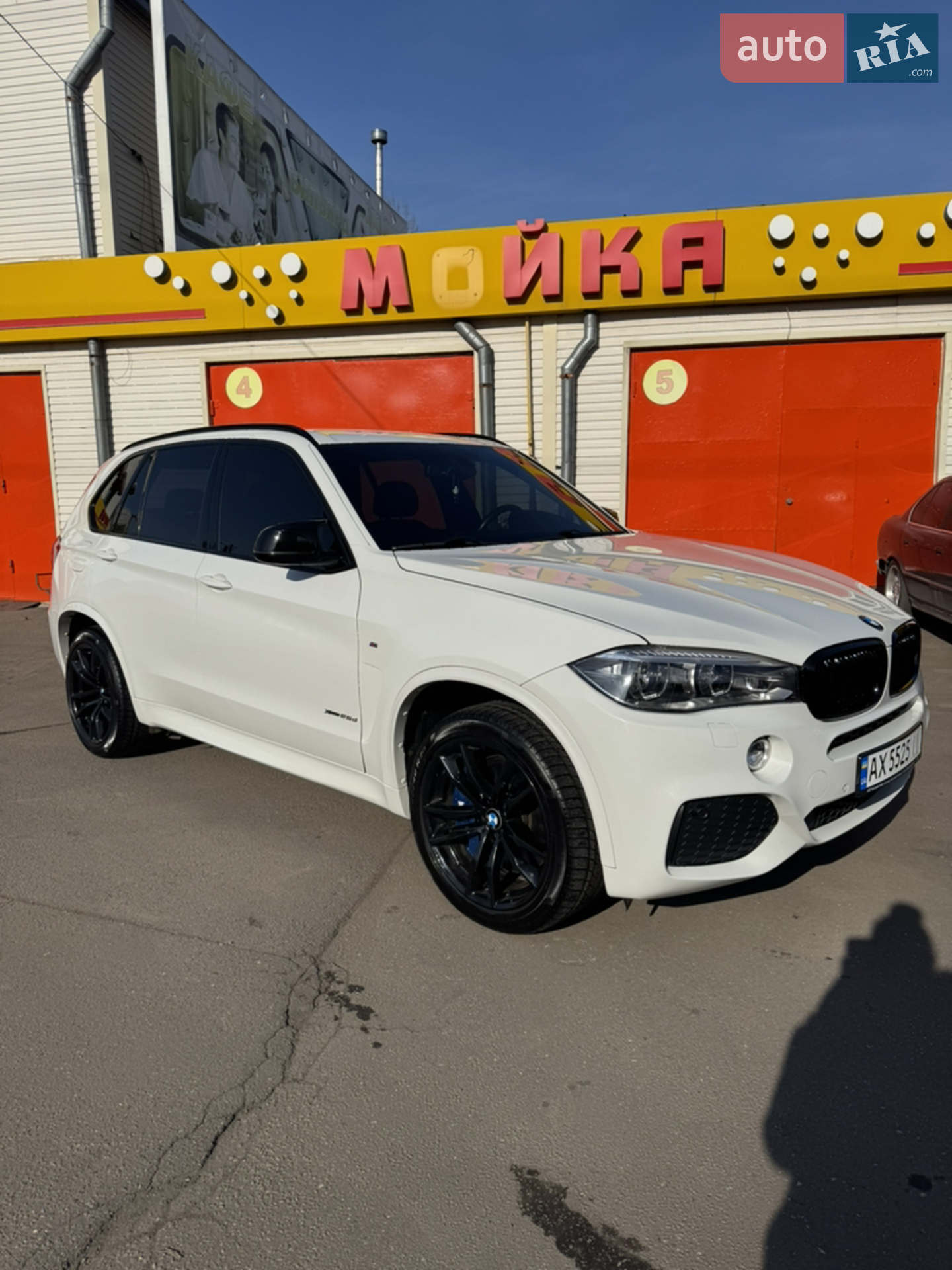 2016 BMW X5 - мініатюра 2