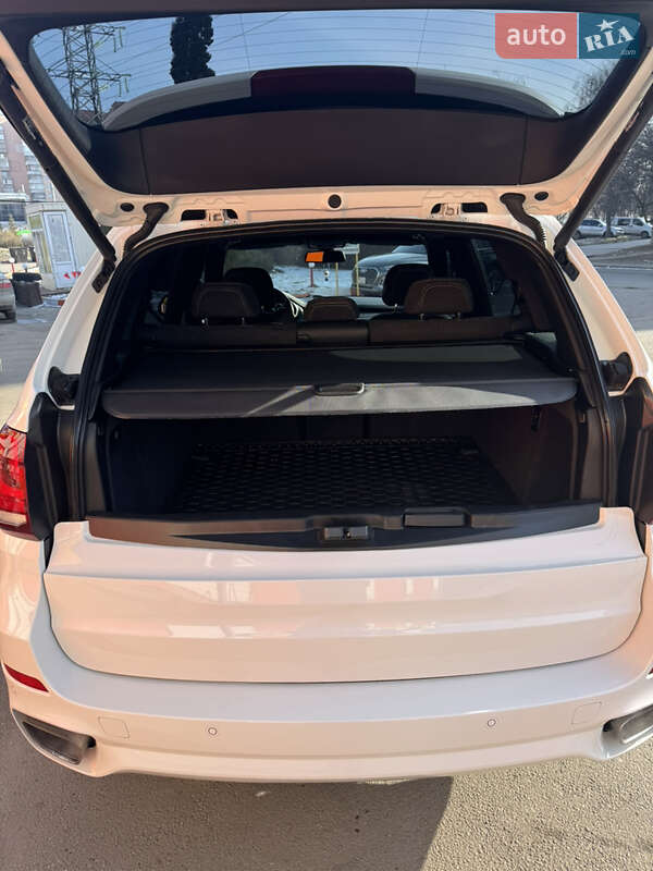 Внедорожник / Кроссовер BMW X5 2016 в Харькове