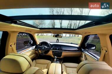 Внедорожник / Кроссовер BMW X5 2009 в 