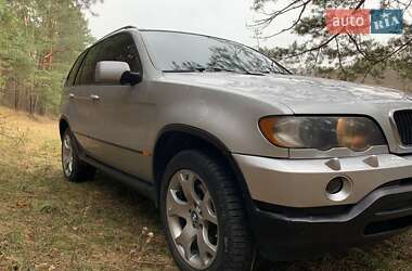 Внедорожник / Кроссовер BMW X5 2000 в 
