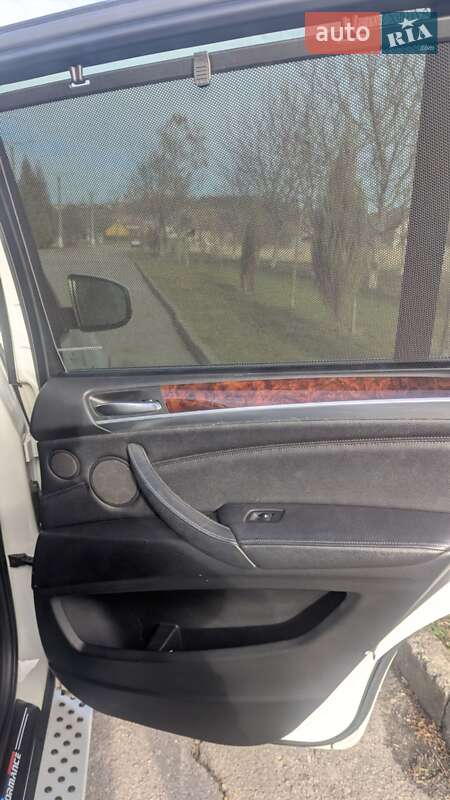 Позашляховик / Кросовер BMW X5 2012 в Калуші фото 17 Позашляховик / Кросовер BMW X5 2012 в Калуші