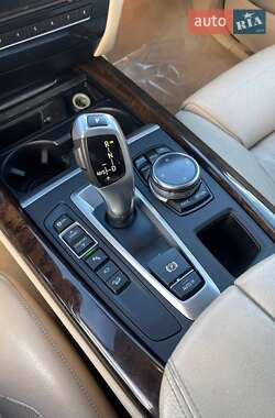 Внедорожник / Кроссовер BMW X5 2013 в 