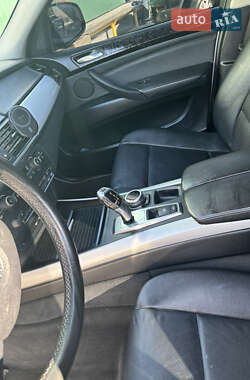 Внедорожник / Кроссовер BMW X5 2012 в 