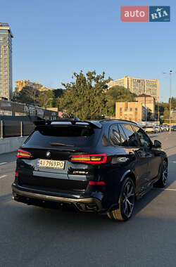Позашляховик / Кросовер BMW X5 2022 в 