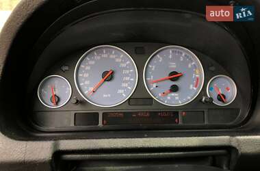 Внедорожник / Кроссовер BMW X5 2003 в 