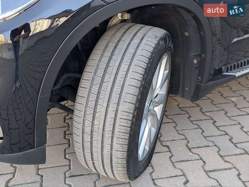 Позашляховик / Кросовер BMW X5 2015 в Косові