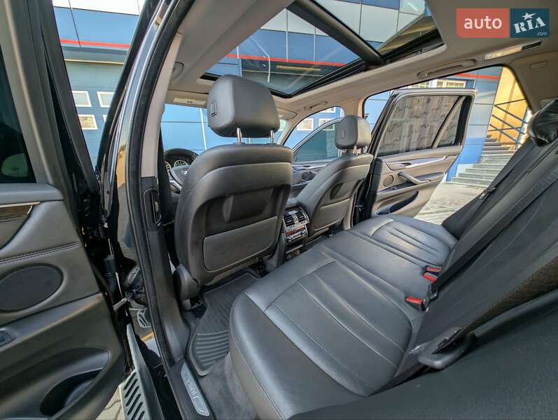 Позашляховик / Кросовер BMW X5 2015 в Косові