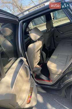 Позашляховик / Кросовер BMW X5 2004 в 