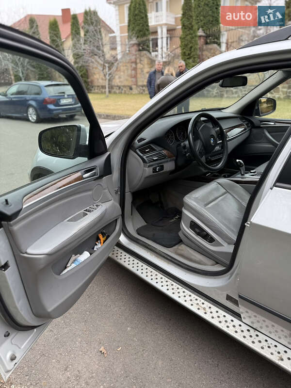 Внедорожник / Кроссовер BMW X5 2008 в Ровно