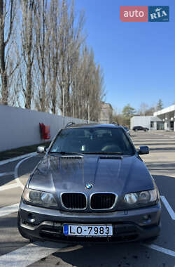Внедорожник / Кроссовер BMW X5 2002 в 