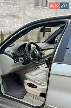 Внедорожник / Кроссовер BMW X5 2004 в 