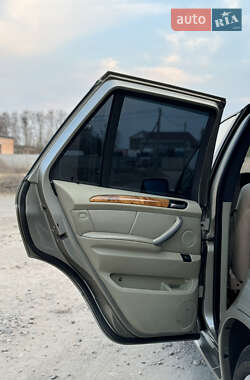 Внедорожник / Кроссовер BMW X5 2004 в 