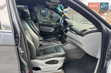 Позашляховик / Кросовер BMW X5 2000 в 