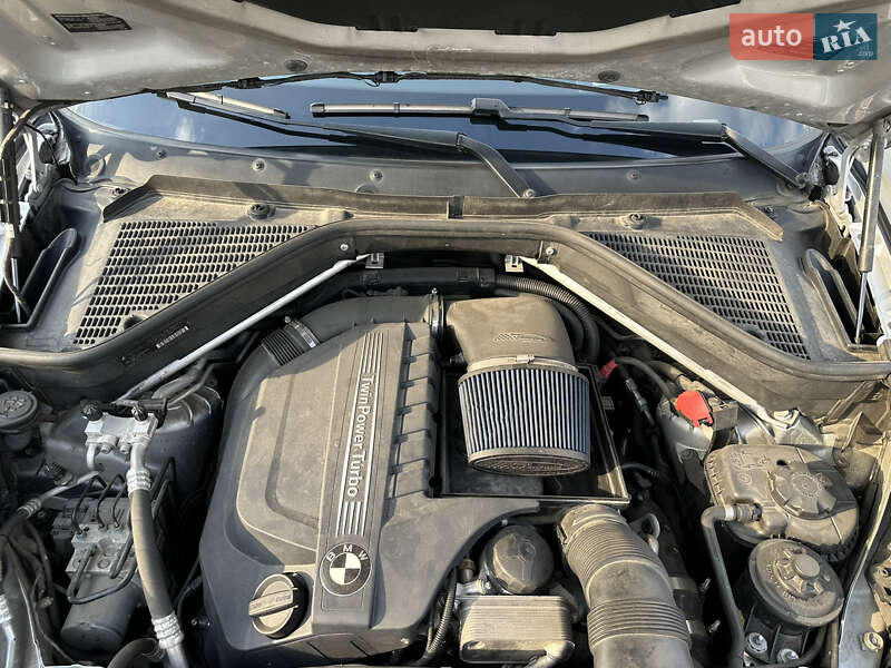 Внедорожник / Кроссовер BMW X5 2013 в Киеве