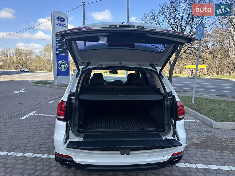 Позашляховик / Кросовер BMW X5 2015 в Києві