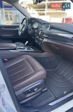 Внедорожник / Кроссовер BMW X5 2015 в 