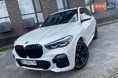 Позашляховик / Кросовер BMW X5 2022 в 