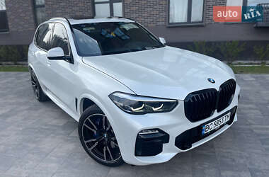 Позашляховик / Кросовер BMW X5 2022 в 