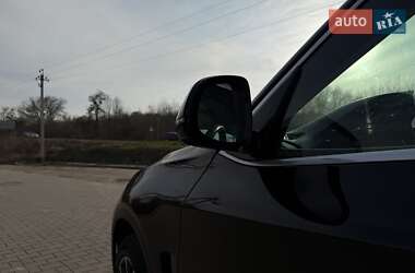 Внедорожник / Кроссовер BMW X5 2015 в 