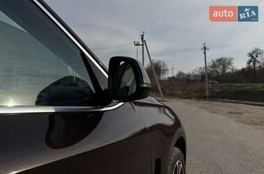 Внедорожник / Кроссовер BMW X5 2015 в 