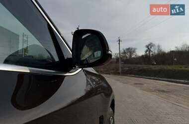 Внедорожник / Кроссовер BMW X5 2015 в 