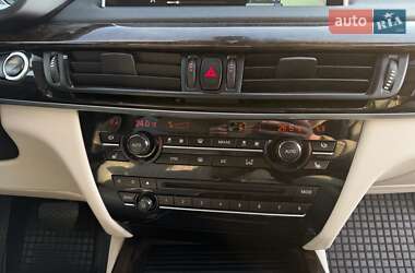 Внедорожник / Кроссовер BMW X5 2015 в 