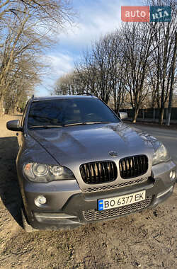 Позашляховик / Кросовер BMW X5 2009 в 