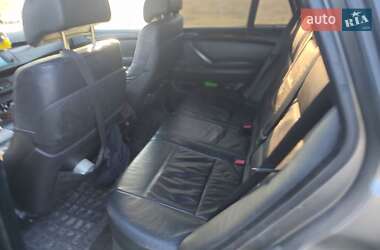 Внедорожник / Кроссовер BMW X5 2004 в 