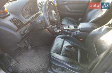 Внедорожник / Кроссовер BMW X5 2004 в 