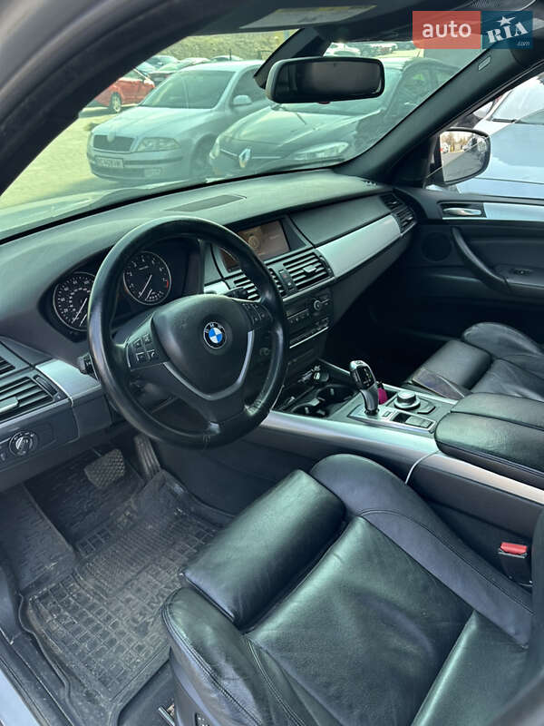 Позашляховик / Кросовер BMW X5 2009 в Львові