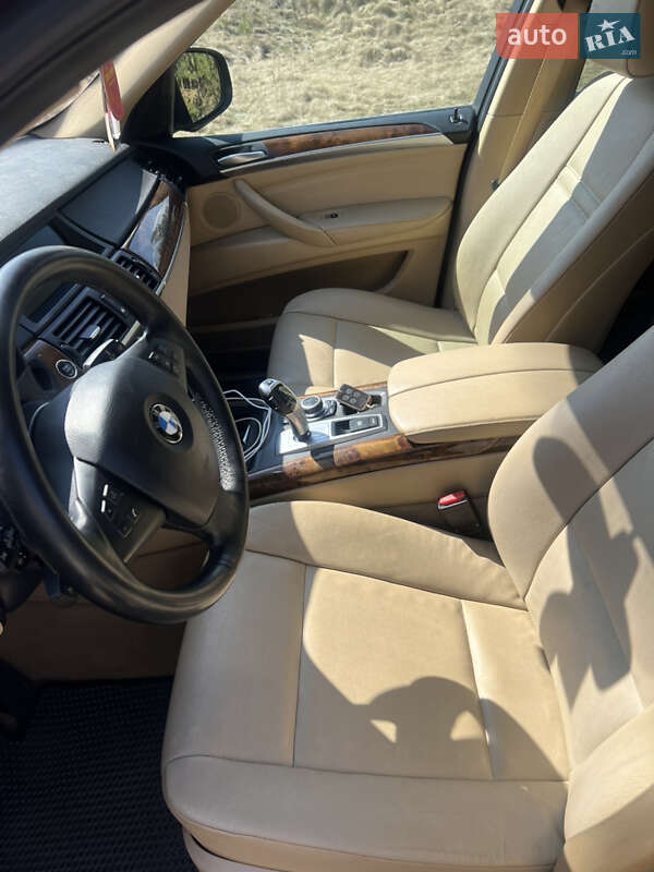 Внедорожник / Кроссовер BMW X5 2013 в Ровно фото 12 Внедорожник / Кроссовер BMW X5 2013 в Ровно