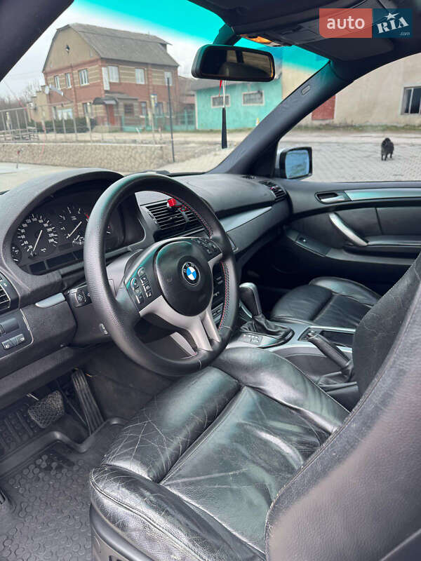 Внедорожник / Кроссовер BMW X5 2003 в Хотине