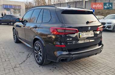 Внедорожник / Кроссовер BMW X5 2019 в 