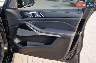 Внедорожник / Кроссовер BMW X5 2019 в 