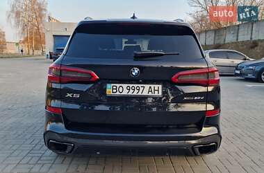 Внедорожник / Кроссовер BMW X5 2019 в 