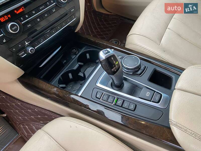 Внедорожник / Кроссовер BMW X5 2014 в Львове