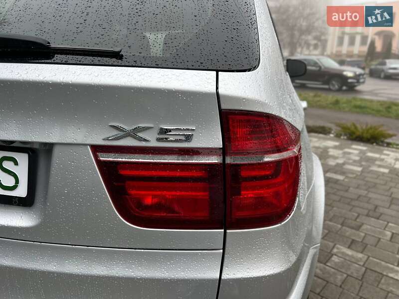 Позашляховик / Кросовер BMW X5 2012 в Львові