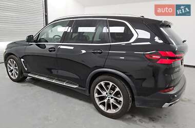 Позашляховик / Кросовер BMW X5 2023 в 
