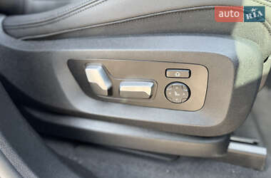 Внедорожник / Кроссовер BMW X5 2021 в 