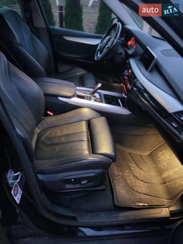 Позашляховик / Кросовер BMW X5 2017 в Шептицькому