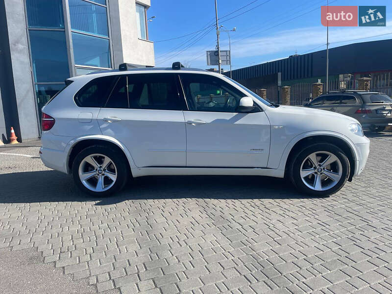 Внедорожник / Кроссовер BMW X5 2012 в 