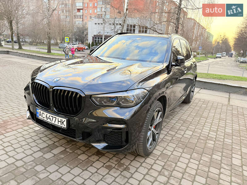 Позашляховик / Кросовер BMW X5 2022 в Луцьку