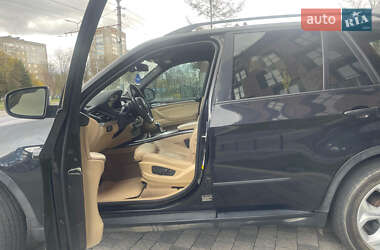 Внедорожник / Кроссовер BMW X5 2012 в 
