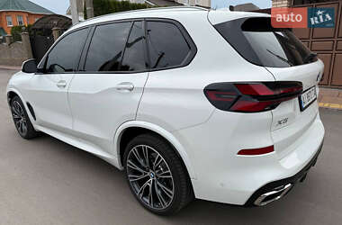 Внедорожник / Кроссовер BMW X5 2024 в 