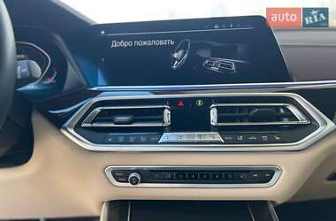 Внедорожник / Кроссовер BMW X5 2019 в 