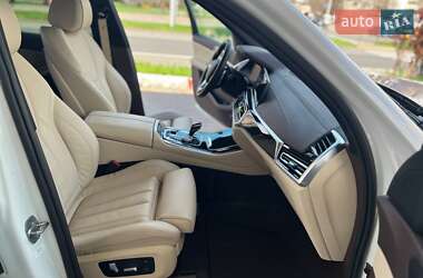 Внедорожник / Кроссовер BMW X5 2019 в 